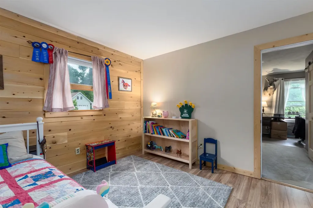 173 Sand Hill Road Essex VT 05452