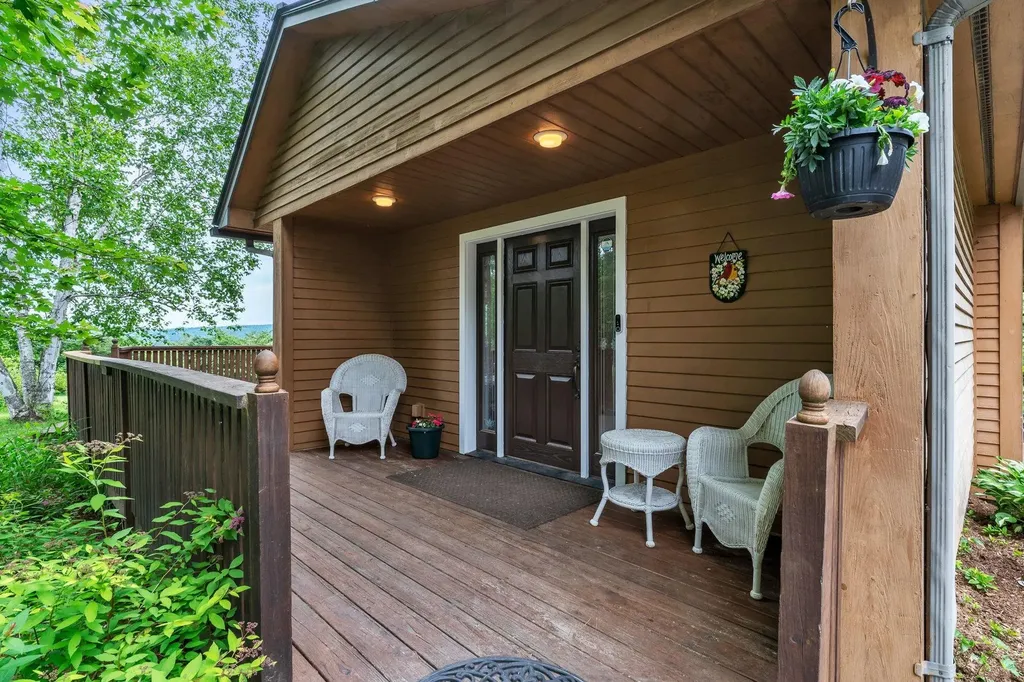 193 Phillips Road East Montpelier VT 05651-4521
