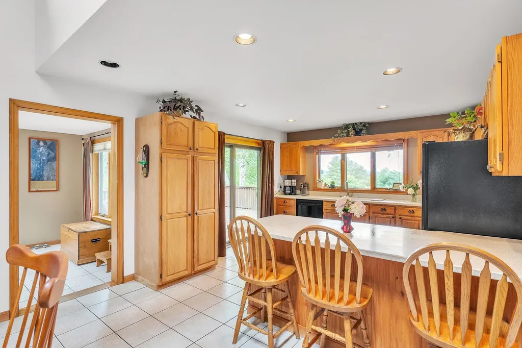 193 Phillips Road East Montpelier VT 05651-4521