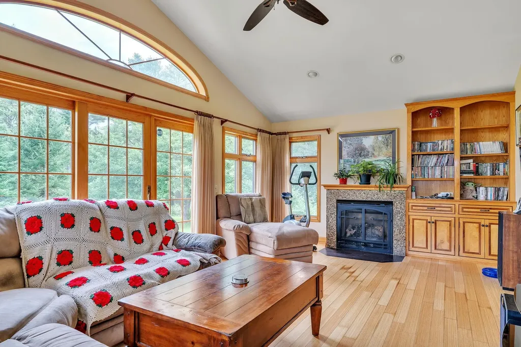 193 Phillips Road East Montpelier VT 05651-4521