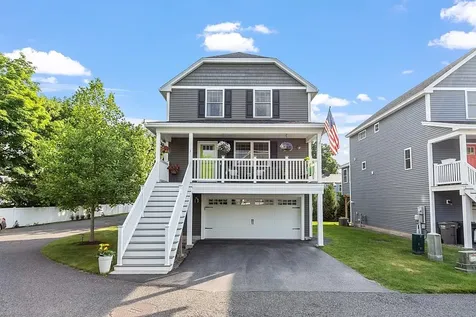 1 Charron Circle Exeter NH 03833-1806