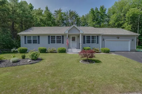 35 Regency Court Rochester NH 03867
