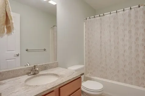 35 Regency Court Rochester NH 03867
