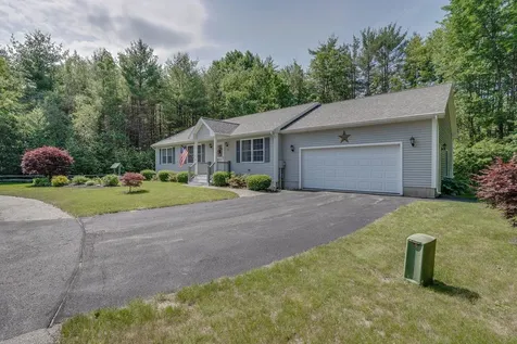 35 Regency Court Rochester NH 03867