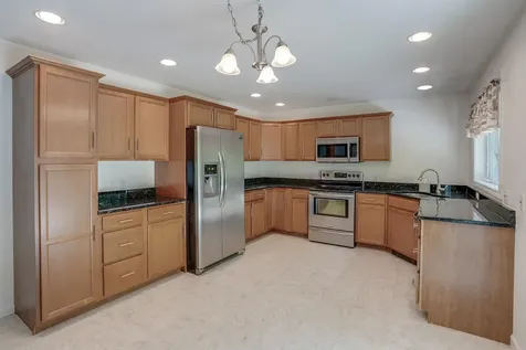 35 Regency Court Rochester NH 03867