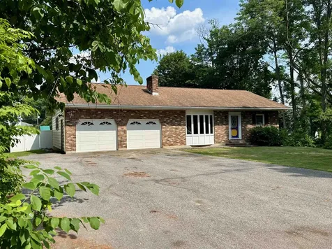 1 Woodland Drive Bennington VT 05201