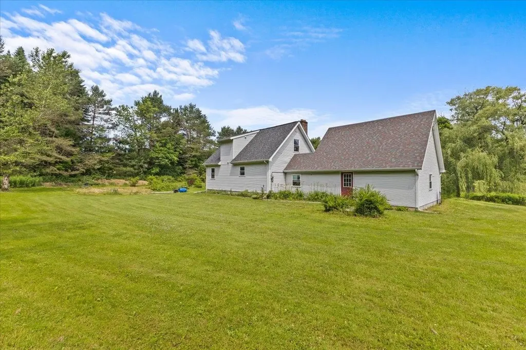382 Sodom Road Georgia VT 05468
