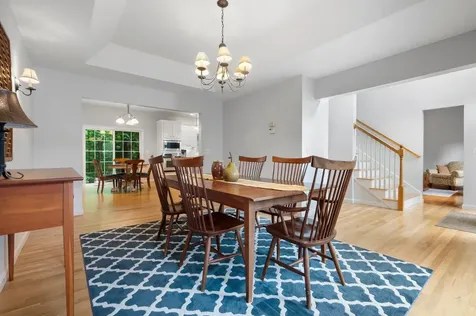 16 Stirling Avenue Hooksett NH 03106