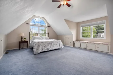 16 Stirling Avenue Hooksett NH 03106