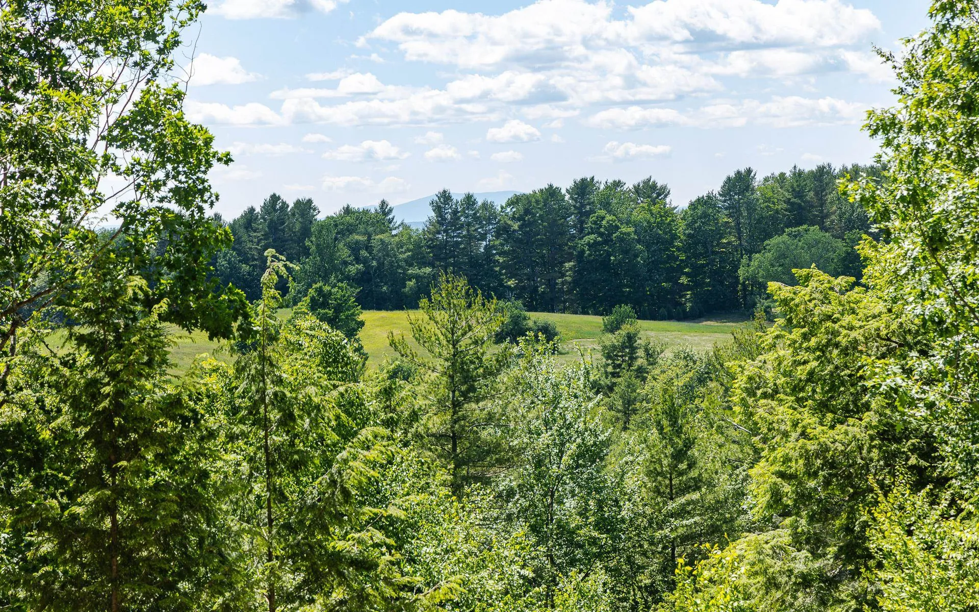 130 Pratt Road Alstead NH 03602