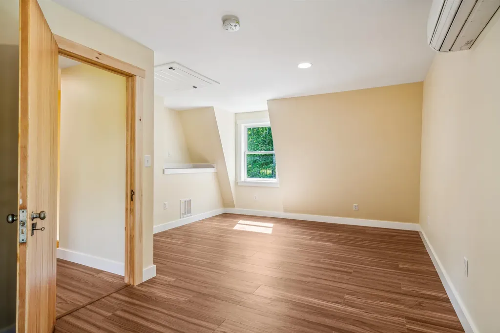 272 Bicknell Hill Road Tunbridge VT 05077