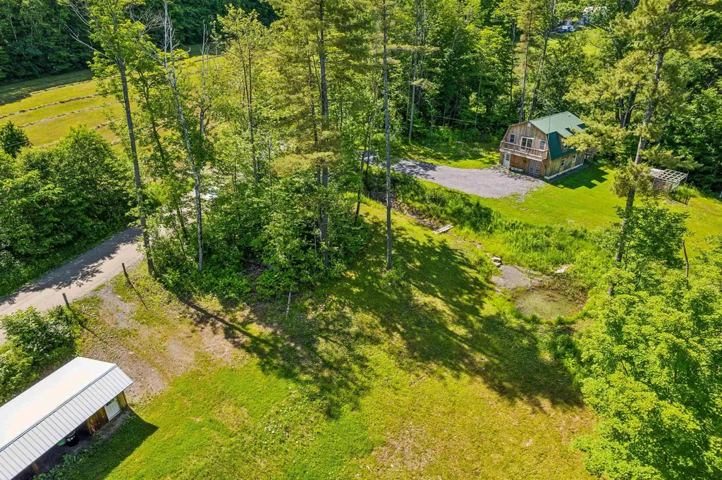 272 Bicknell Hill Road Tunbridge VT 05077