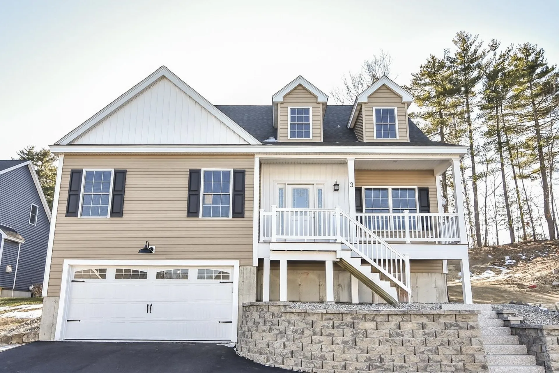 3 Bent Grass Circle Kingston NH 03848