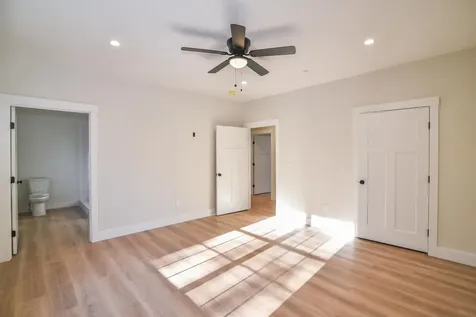 3 Bent Grass Circle Kingston NH 03848