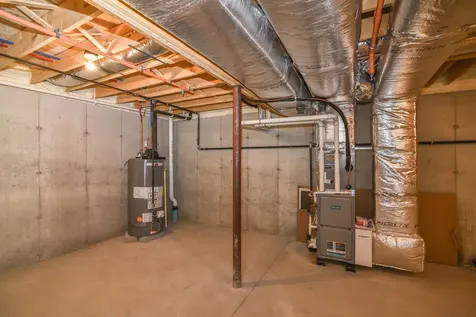 3 Bent Grass Circle Kingston NH 03848