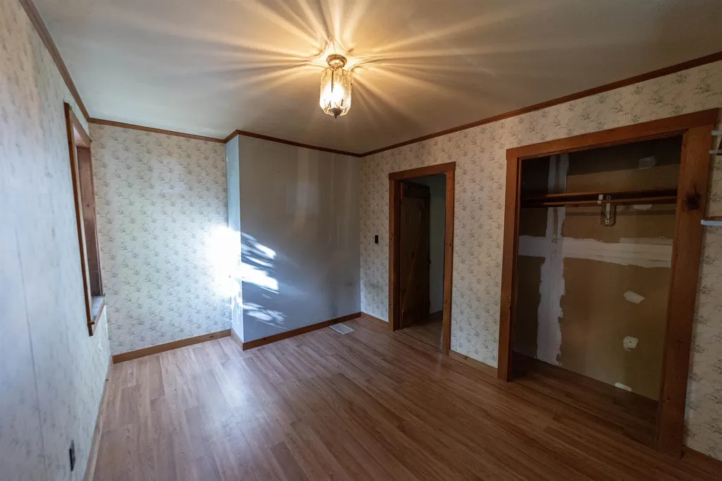 91 Water Street Rumney NH 03266