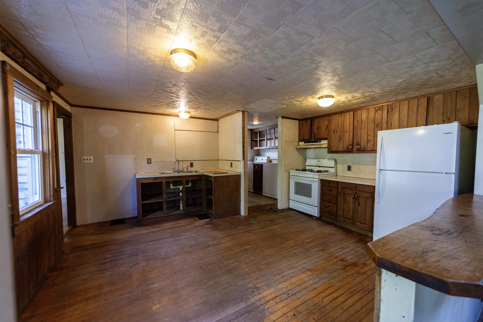 91 Water Street Rumney NH 03266