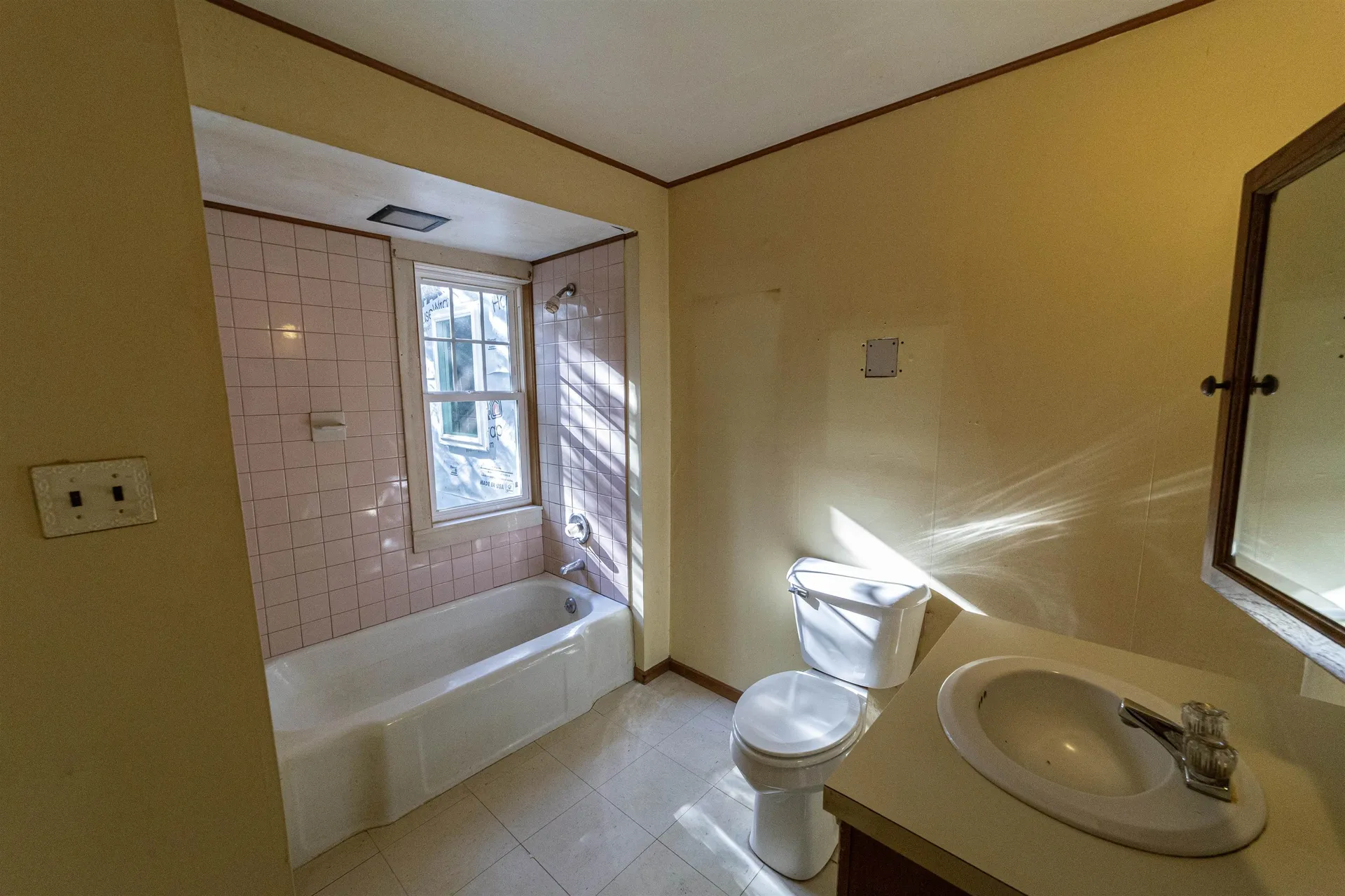 91 Water Street Rumney NH 03266