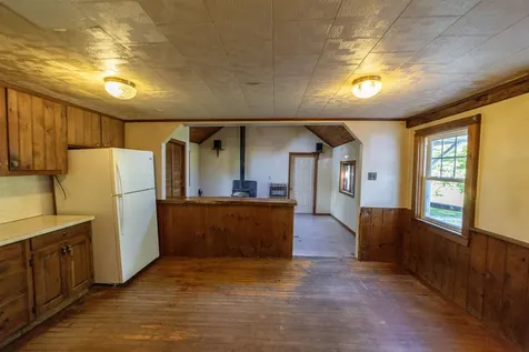 91 Water Street Rumney NH 03266