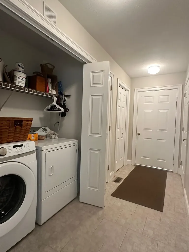 89 Odell Road Sandown NH 03873