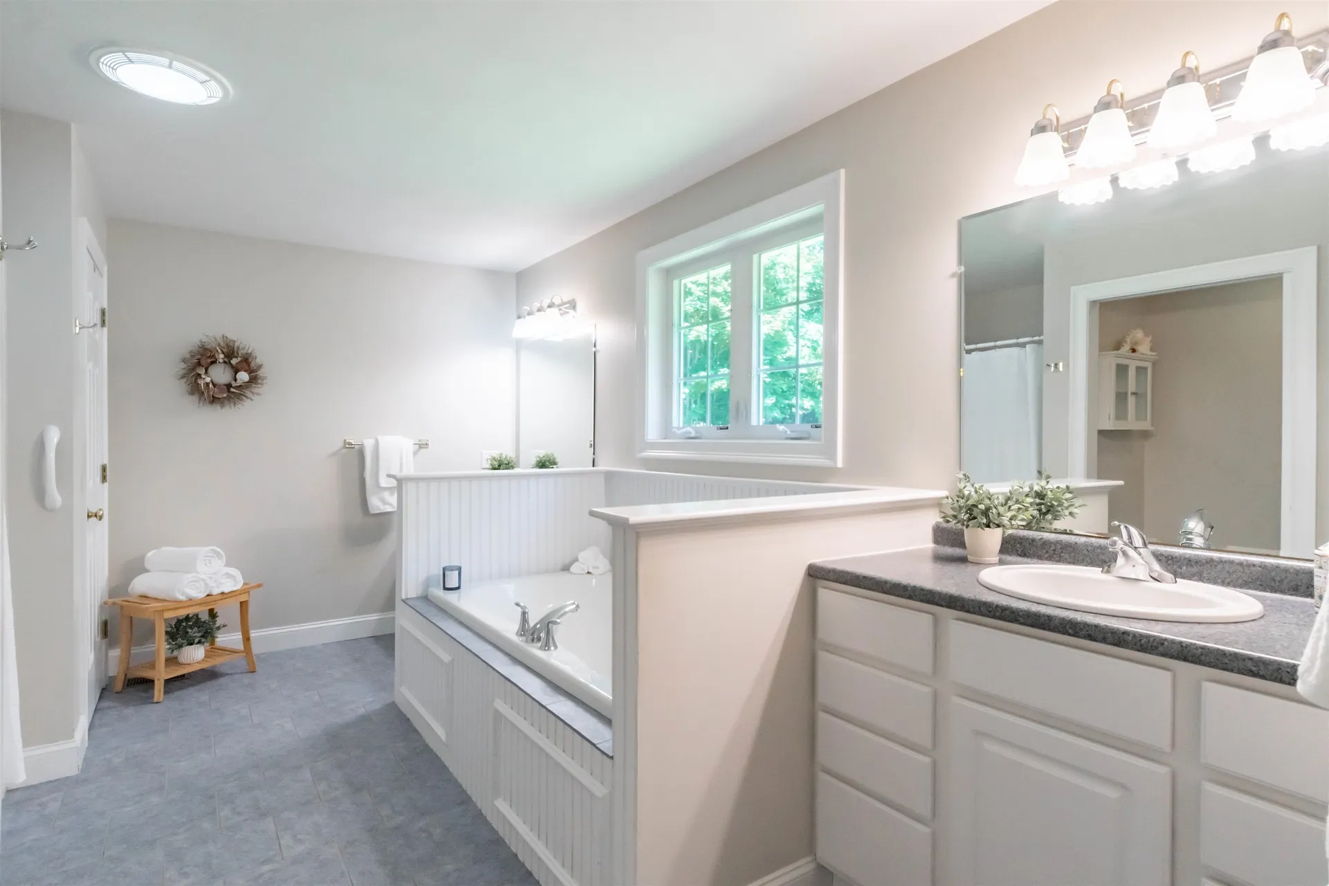 89 Odell Road Sandown NH 03873