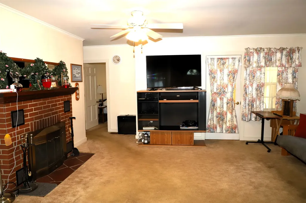 614 Rockingham Road Rockingham VT 05101