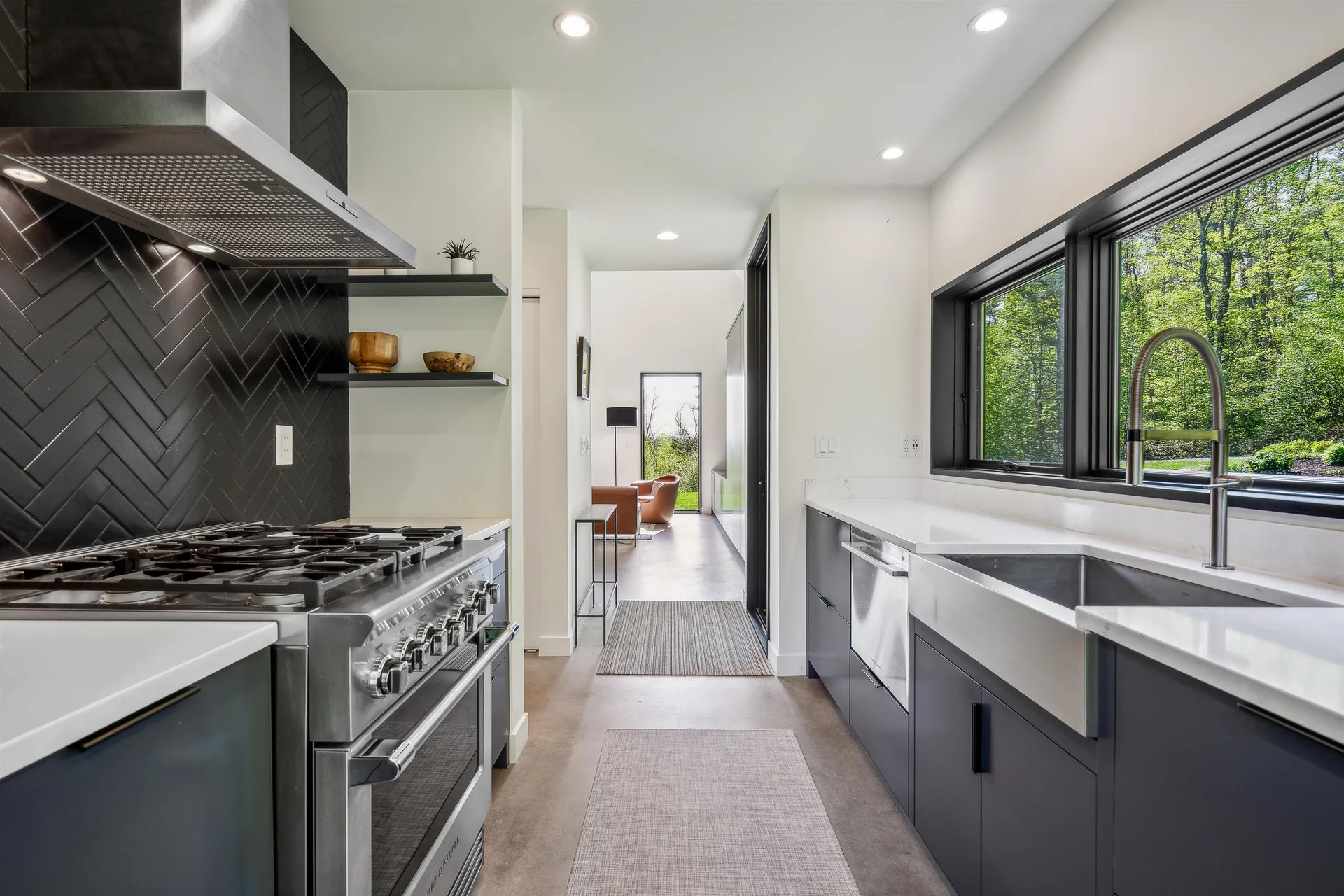 5 Maple Heights Hartland VT 05048