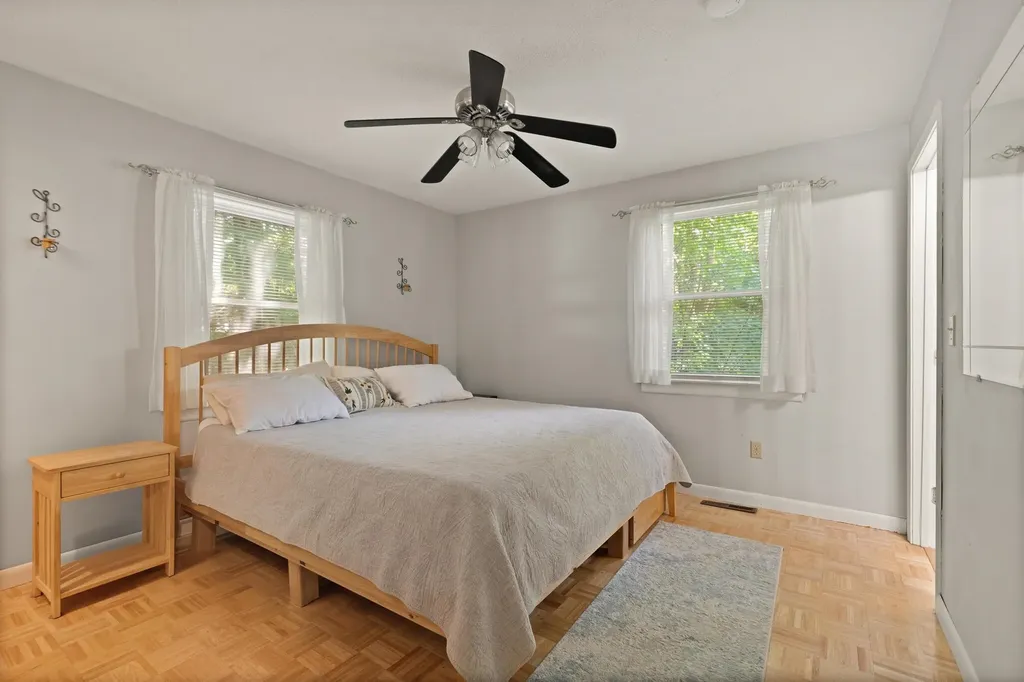 10 Brookfield Drive Merrimack NH 03054