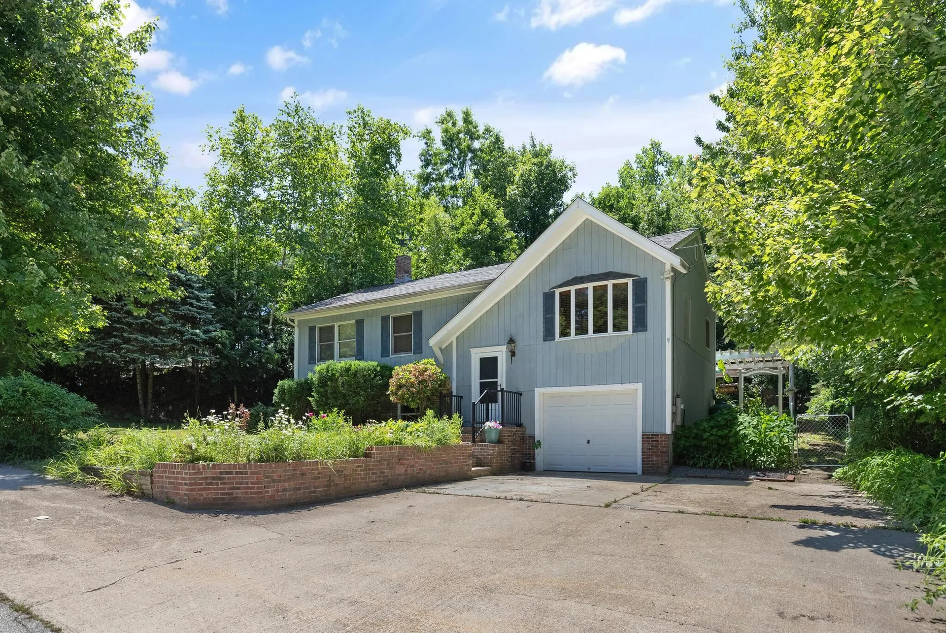 10 Brookfield Drive Merrimack NH 03054