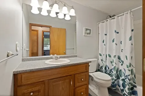 10 Brookfield Drive Merrimack NH 03054