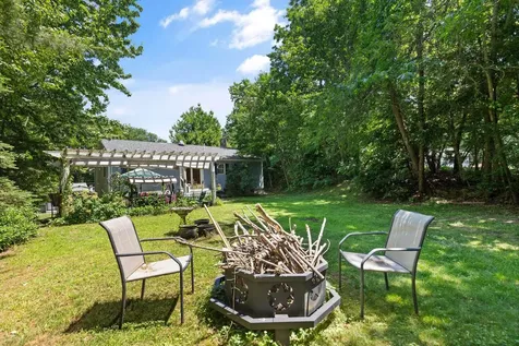 10 Brookfield Drive Merrimack NH 03054