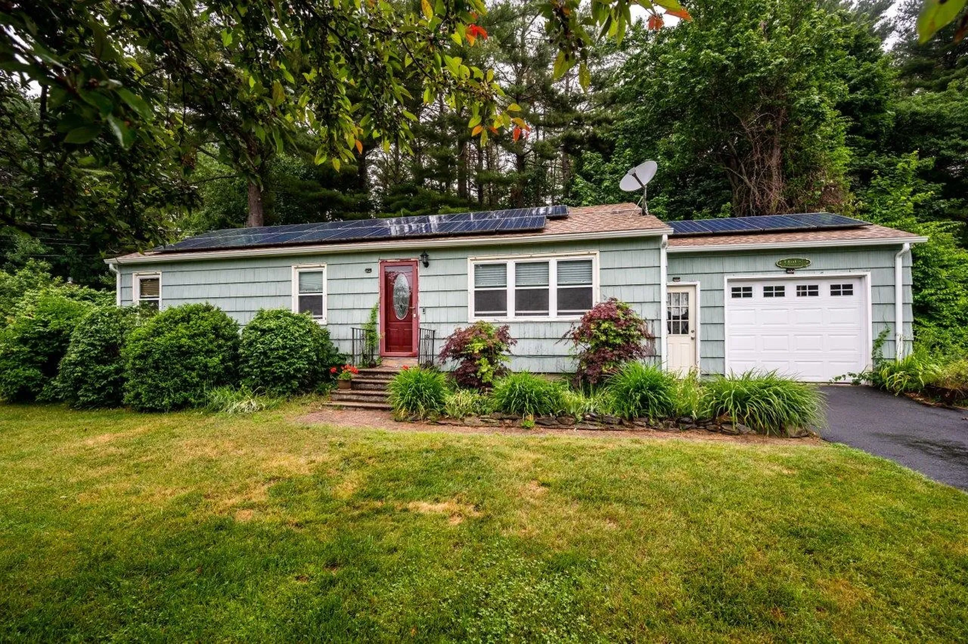 11 Strafford Road Dover NH 03820