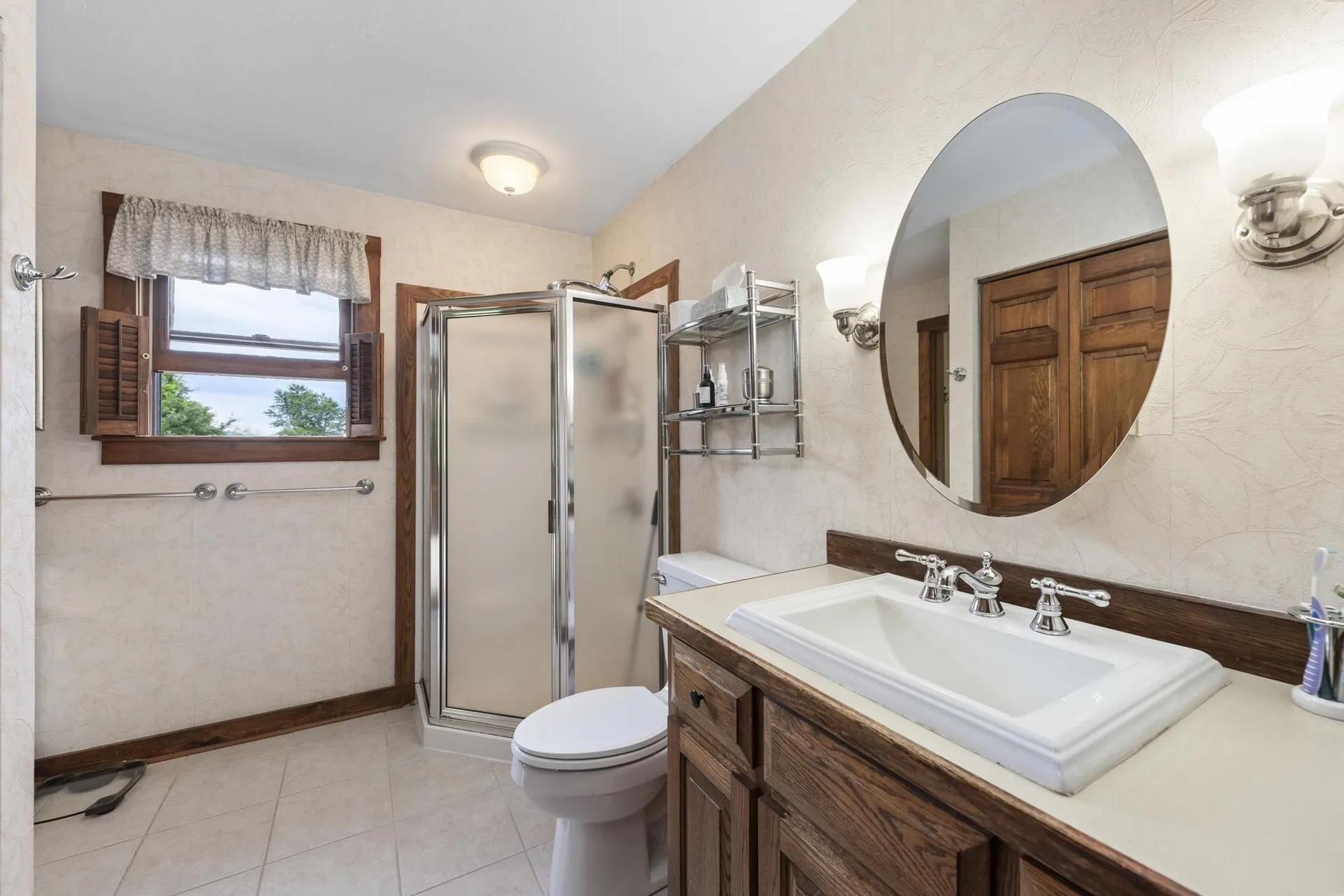 1050 Peaked Hill Road Bristol NH 03222