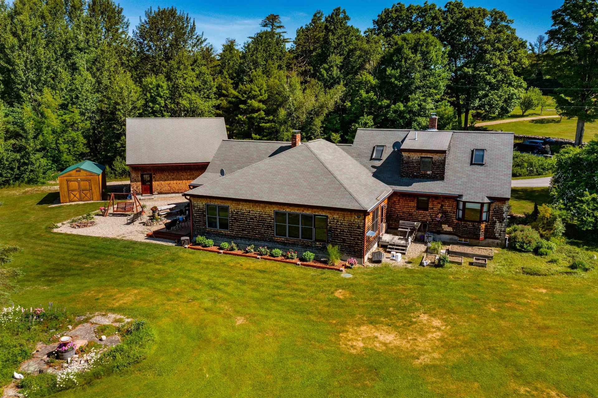 1050 Peaked Hill Road Bristol NH 03222