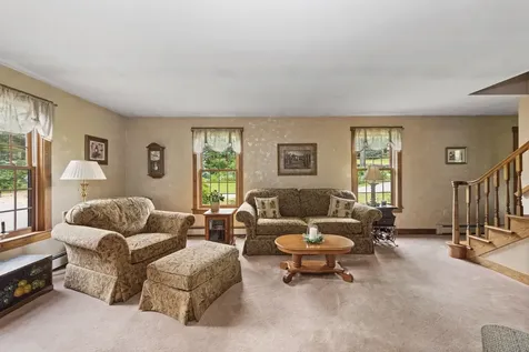 1050 Peaked Hill Road Bristol NH 03222