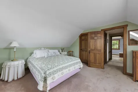 1050 Peaked Hill Road Bristol NH 03222