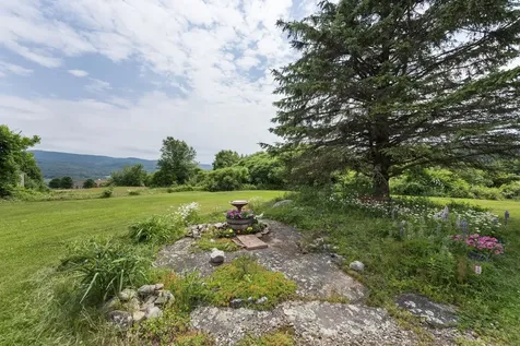 1050 Peaked Hill Road Bristol NH 03222