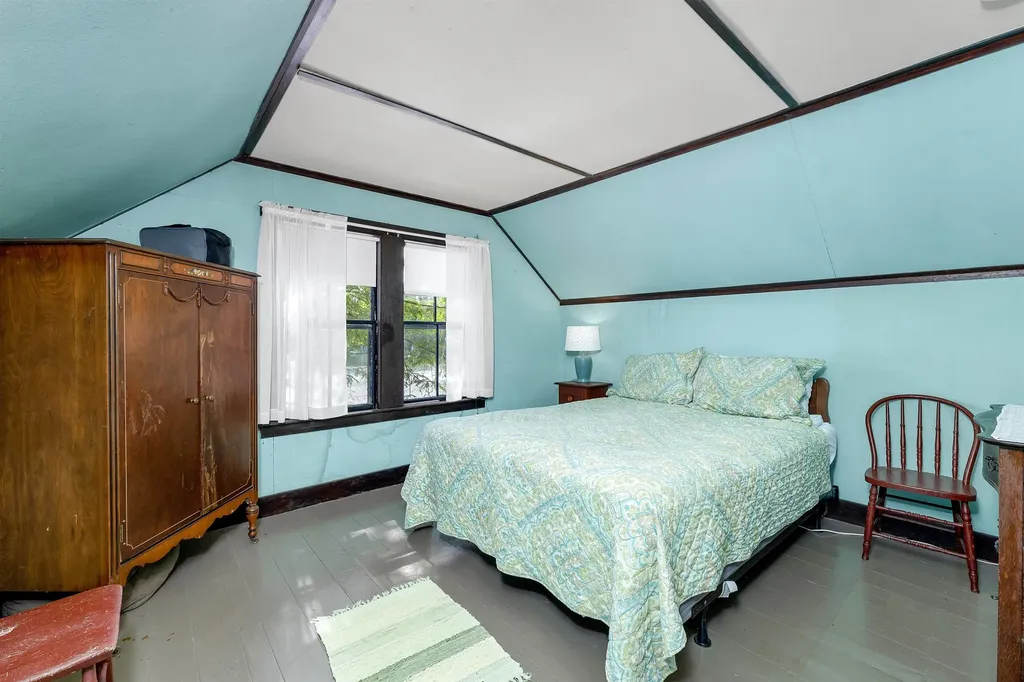 5 Loon Cove Road Alton NH 03810