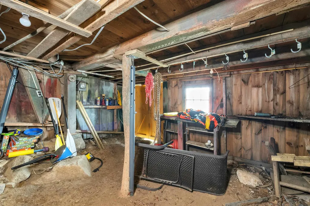 5 Loon Cove Road Alton NH 03810