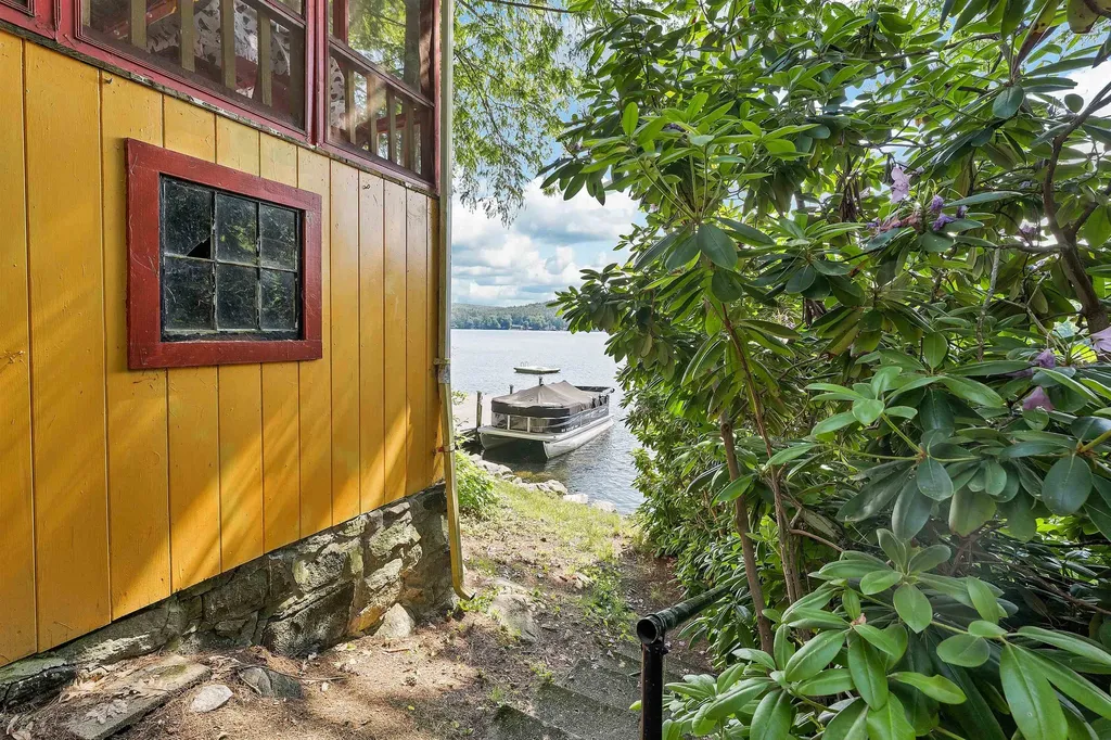 5 Loon Cove Road Alton NH 03810