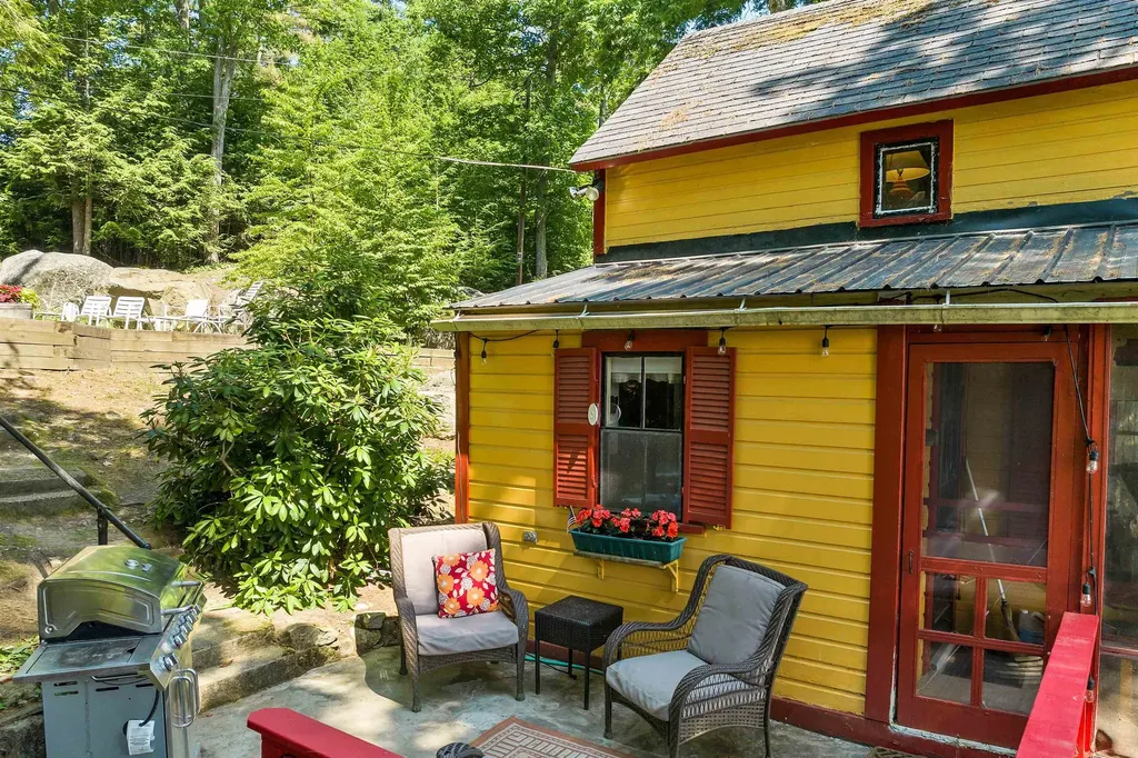 5 Loon Cove Road Alton NH 03810