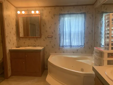 1 Jordan Court Danville NH 03819