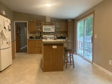 1 Jordan Court Danville NH 03819
