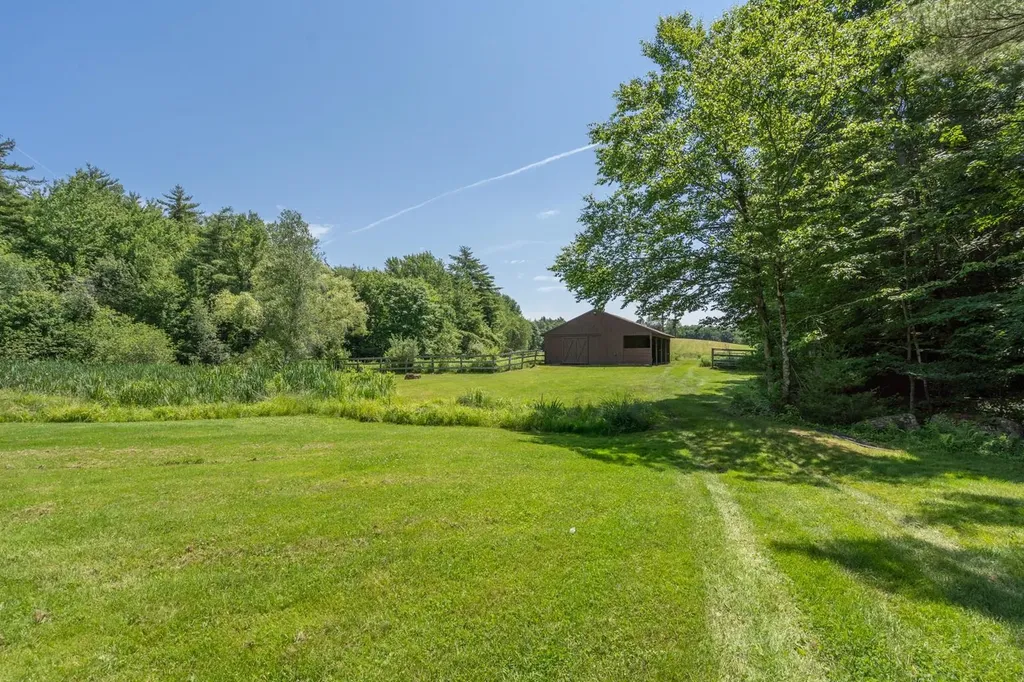 67 Spruce Pond Drive Strafford NH 03884