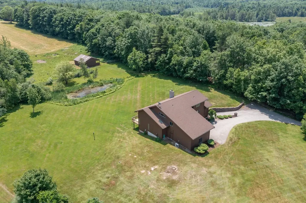67 Spruce Pond Drive Strafford NH 03884