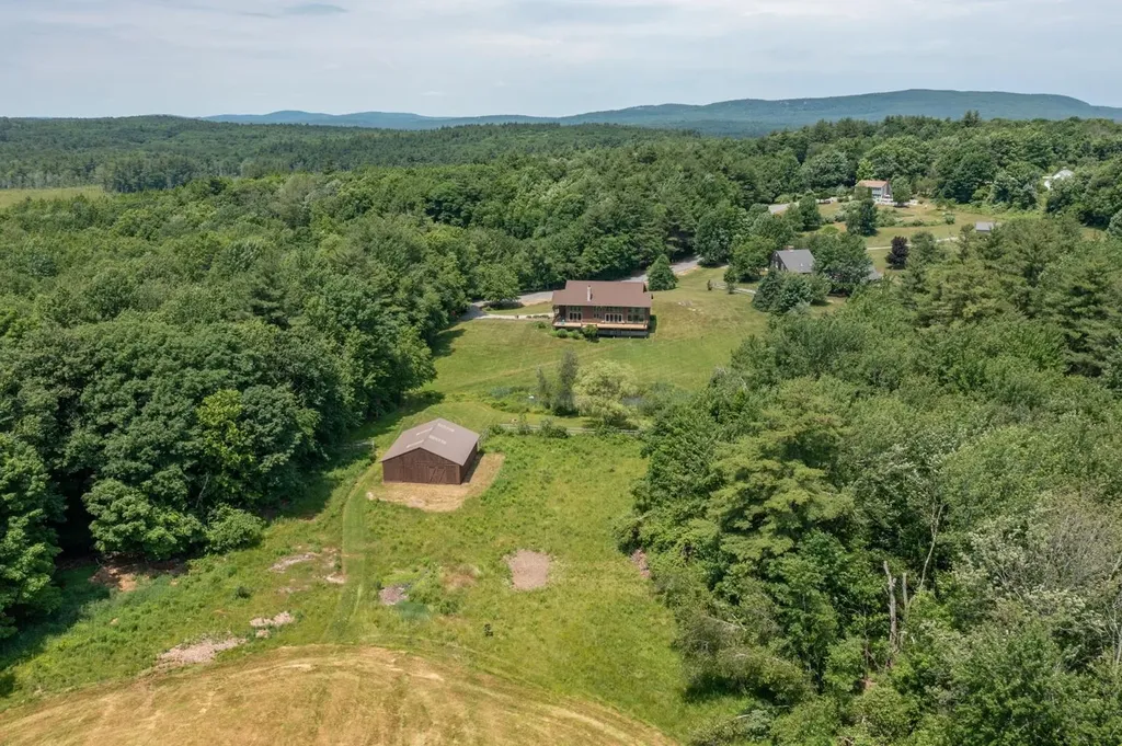 67 Spruce Pond Drive Strafford NH 03884