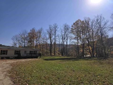 81 Trombley Road Andover VT 05143