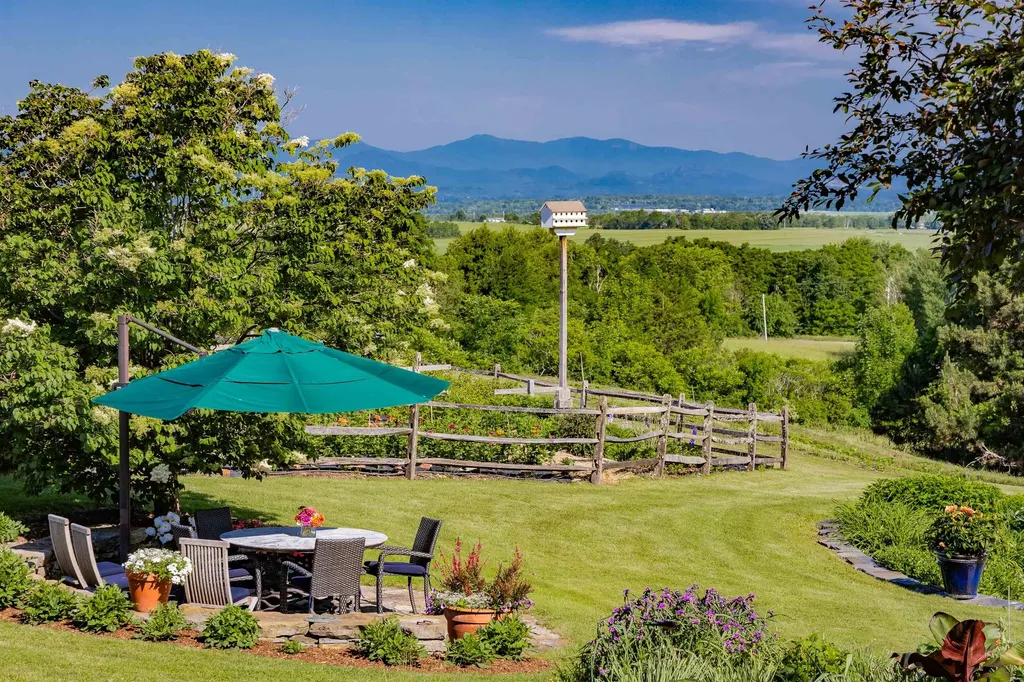 1357 Vt Route 17e Addison VT 05491