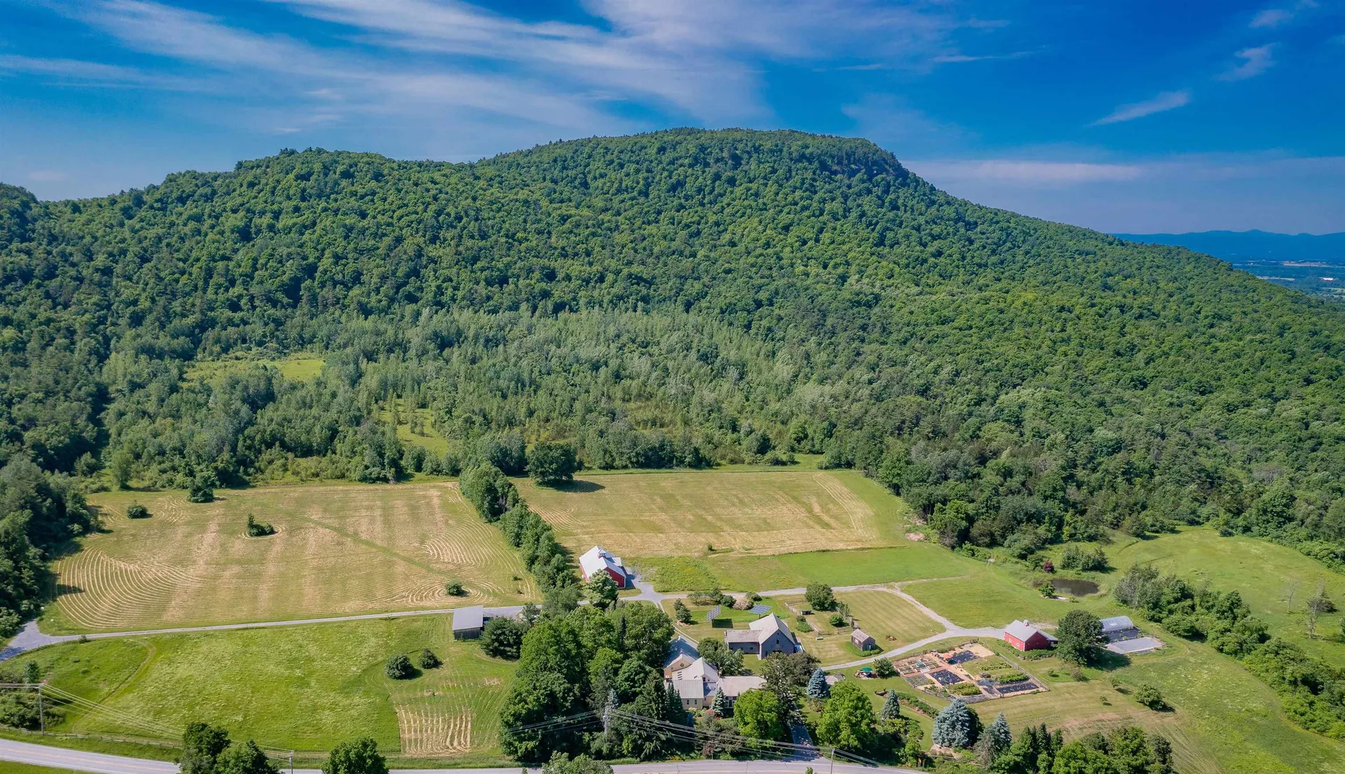 1357 Vt Route 17e Addison VT 05491