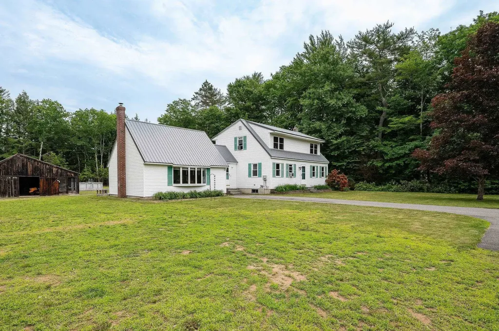 17 Pine Meadow Drive North Berwick ME 03906